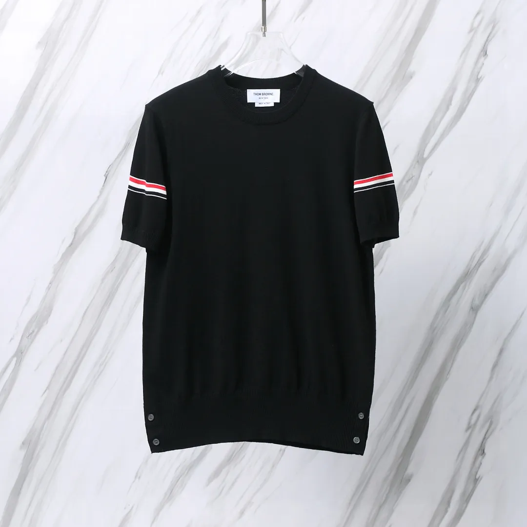 ：M 28（TB T ） THOM BROWNE TB T Classic Breathable Authentic Quality + Authentic + Same Style Size：0/1/2/3/4 ：White/Black/Navy Blue/Light Gray/Dark Gray